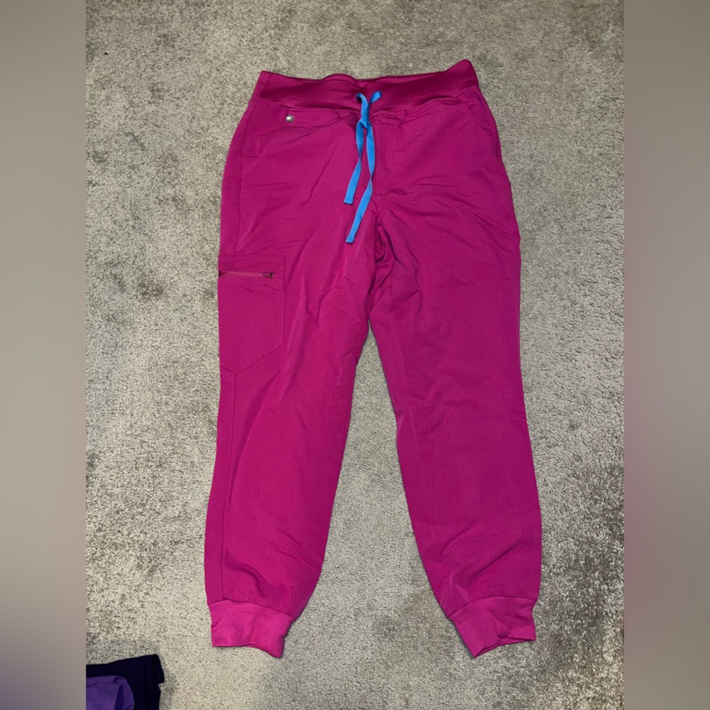 Figs high wasted zamora jogger in raspberry sorbet